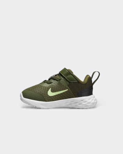 Chaussures Nike Revolution 6 N