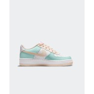 Chaussures Nike Air Force 1