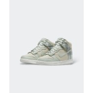 Chausssures Nike Dunk High Se