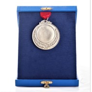 Medaille G.m Avec Ruban