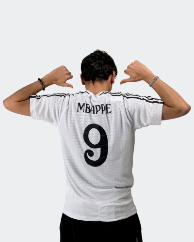 Pull De Foot Adulte Real Madri D 2025 Pull De Foot Adulte Real Madri D 2025