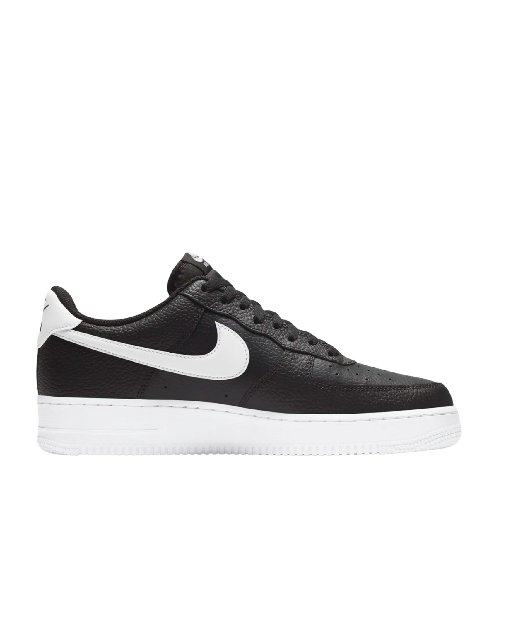 Chaussures Nike Air Force 1 07