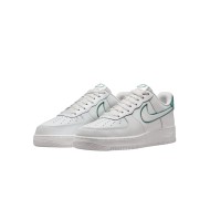 Chaussure Nike Air Force 1' 07 Lv8 Cp