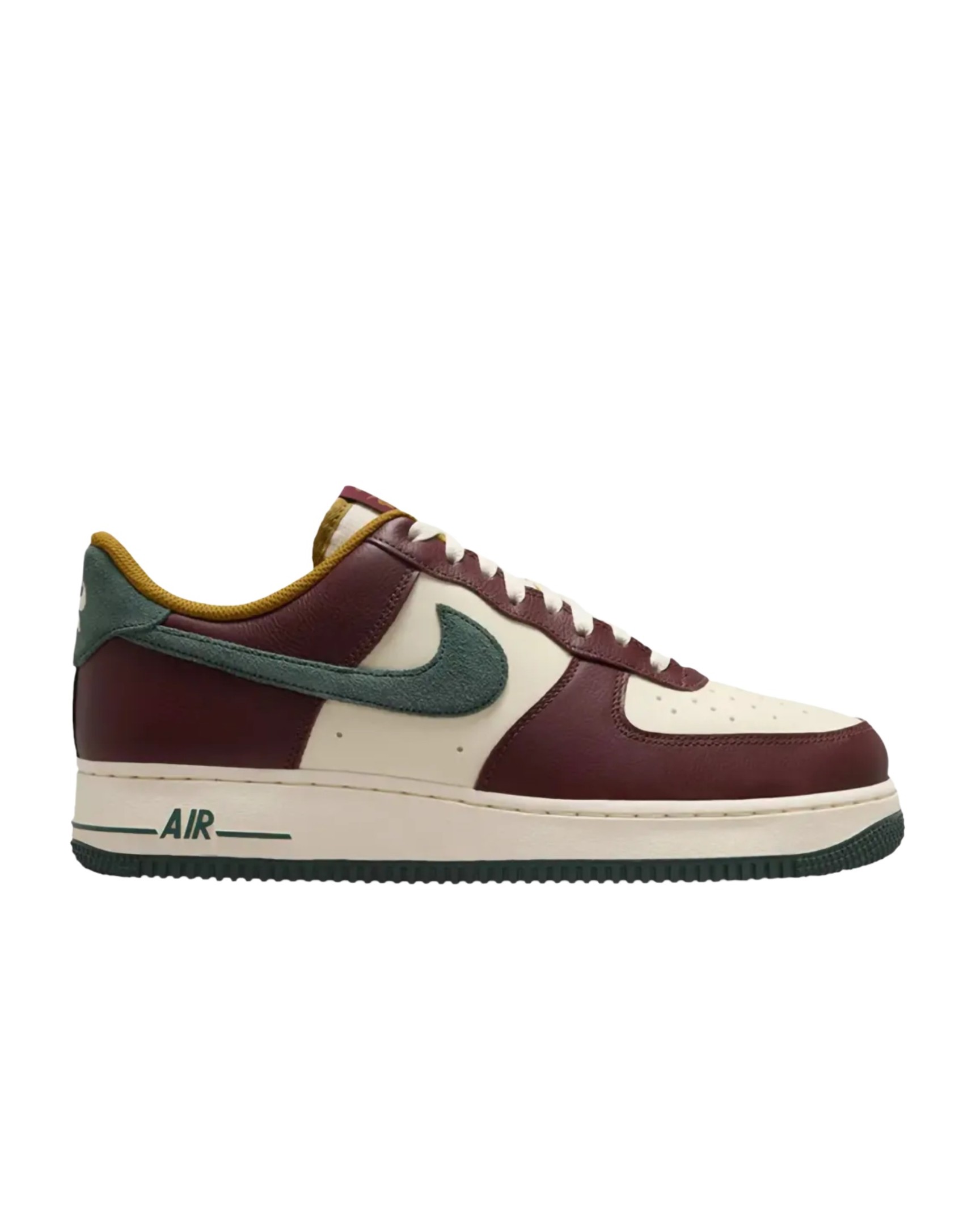Chaussure Nike Air Force 1'07  Lvb