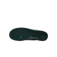 Chaussure Nike Air Force 1'07  Lvb