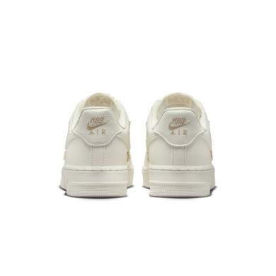 Chaussure Nike Air Force 1'07 Lx