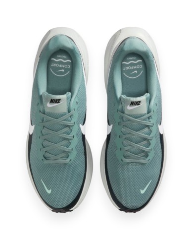 Chaussure Nike Revolution 8