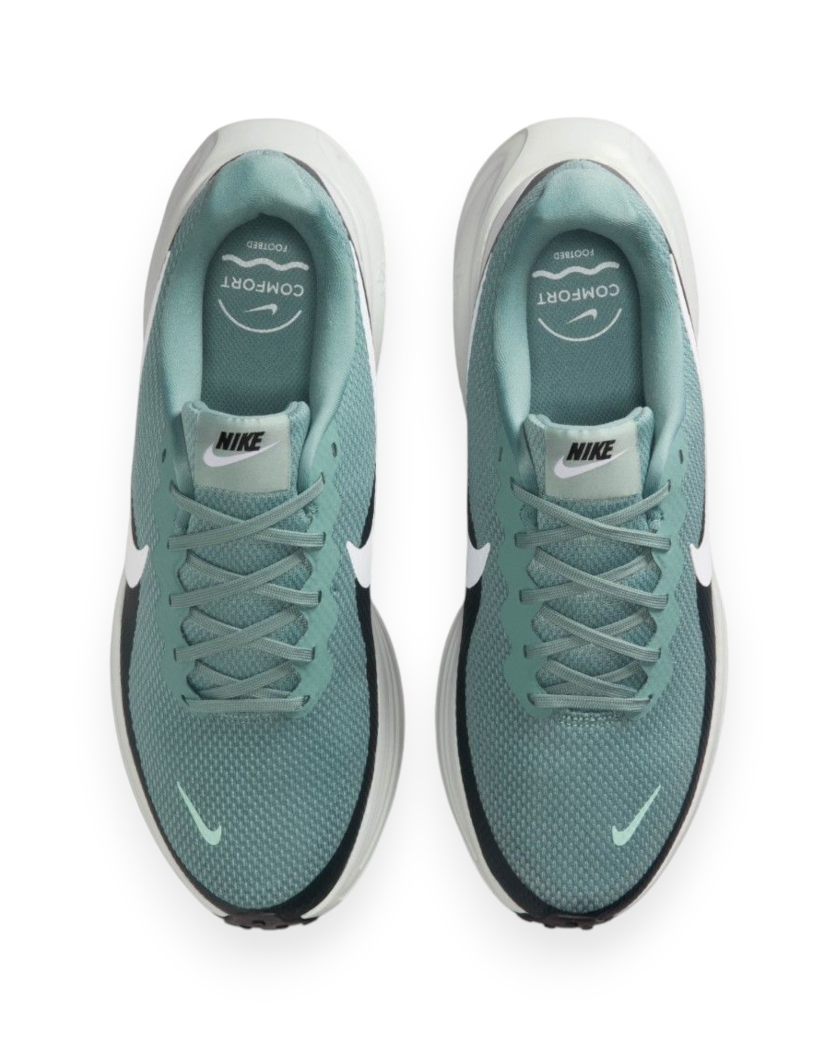 Chaussure Nike Revolution 8