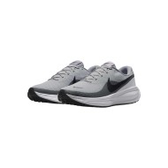 Chaussure Nike Revolution 8
