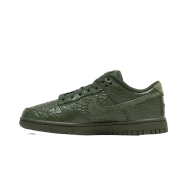 Chaussure Nike Dunk Low Croc
